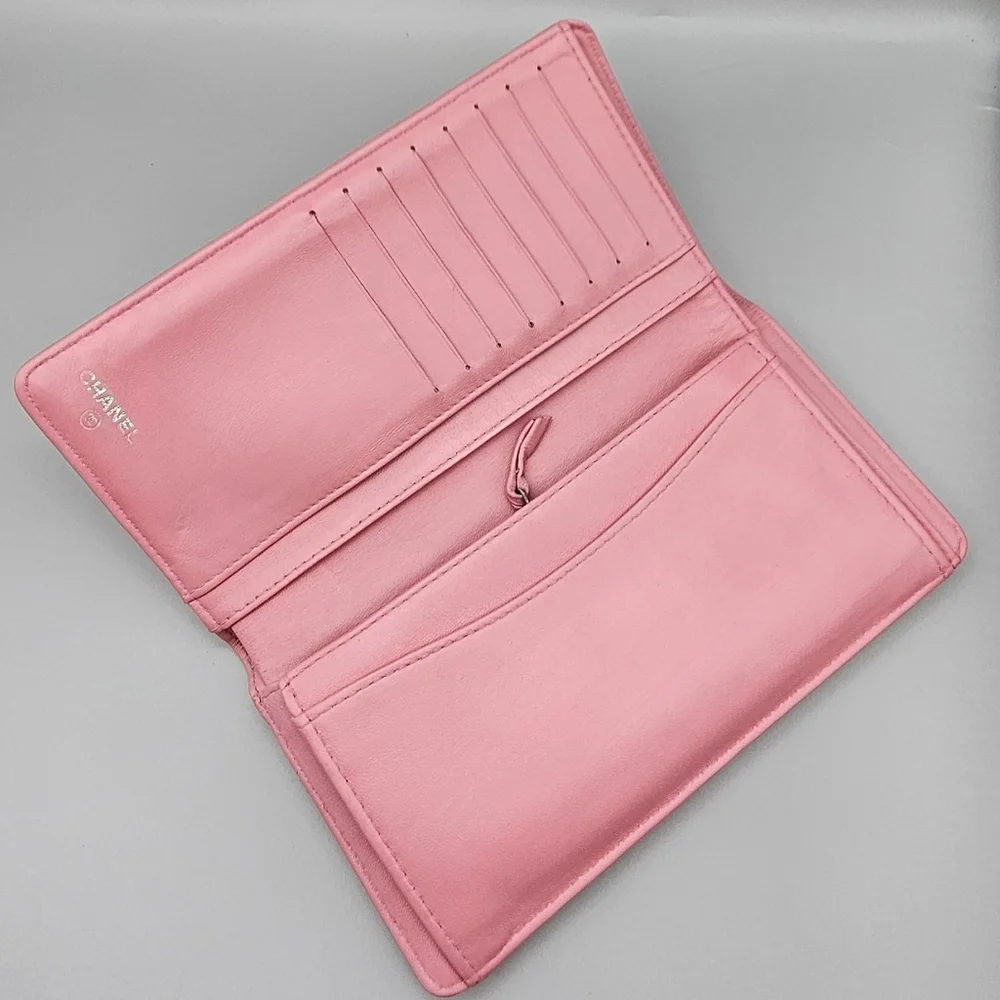 🩷CHANEL Pink Quilted Leather Wallet🩷 - Picture 4 of 16